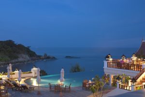 Pauschalreisen Hotel nachhaltig Flug Halbpension Urlaub