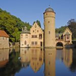 Schloss Mespelbrunn, lizensiert bei Adobe Stock