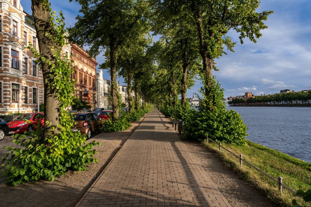 Pfaffenteich Schwerin, lizensiert bei Adobe Stock